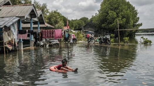 Banjir Rob: Ketika Air Pasang Mengancam Kehidupan Warga Bekasi