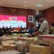 Polres Metro Bekasi Ungkap Jaringan Penjual Produk Kadaluwarsa Secara Online Gambar WhatsApp 2024-12-06 pukul 07.42.40_942731d1(1)
